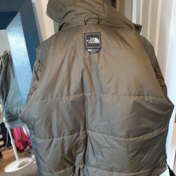 North face Jacket - Picture 10 of 11
